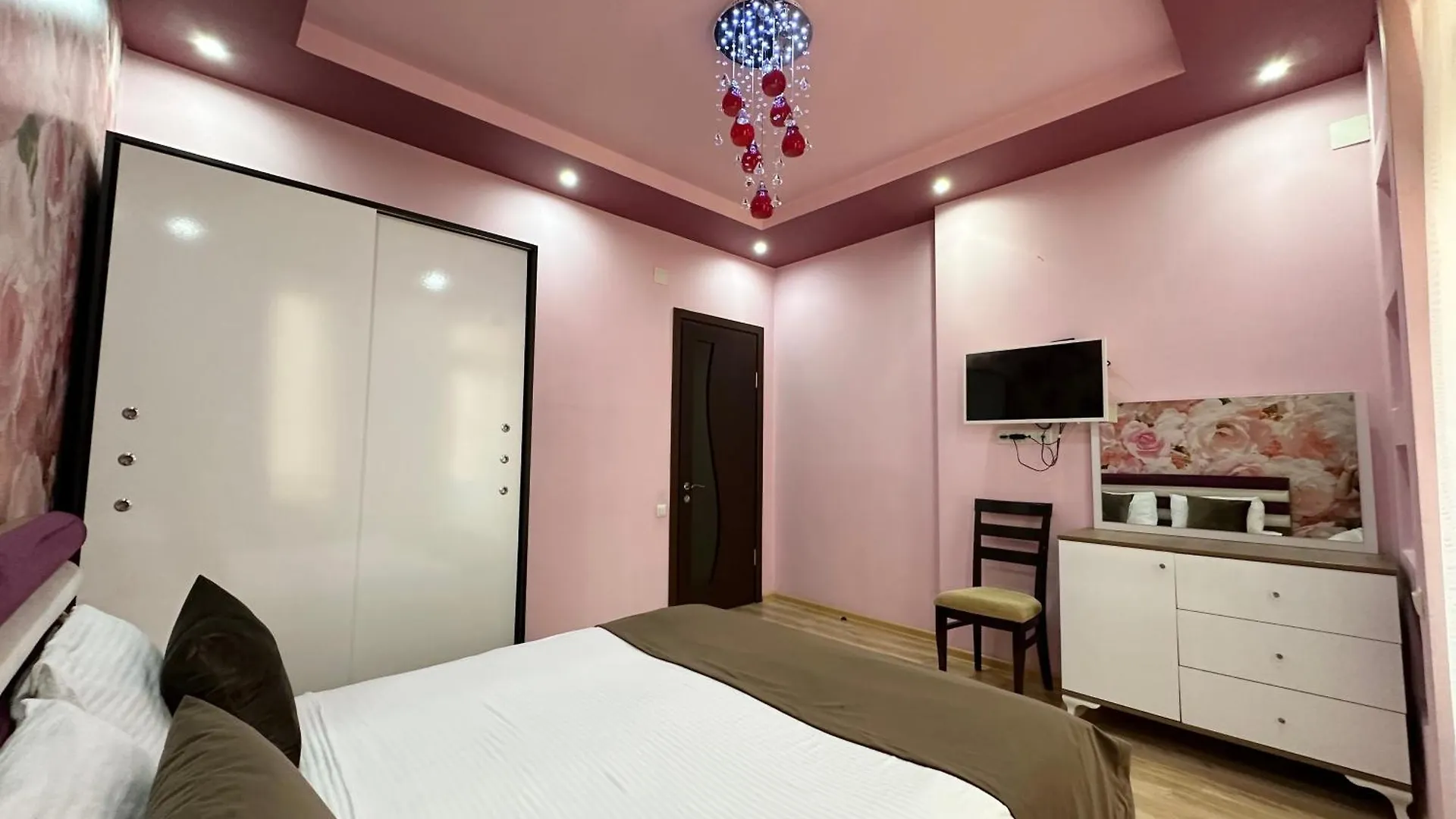 Grand Home 바투미 0*,